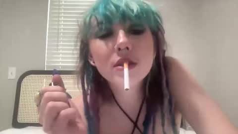 Fae online show from June 3, 7:19 pm