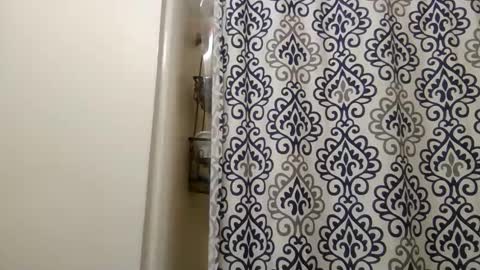 faidra mae online show from December 16, 7:09 pm