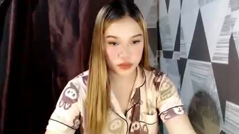 Snapshot of fairy_tinesxx69 chatting on October 13, 8:00 pm fairy_tinesxx69 online show from October 13, 8:00 pm