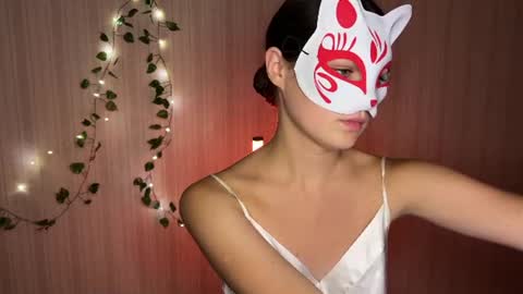 Kristen online show from August 7, 8:49 pm