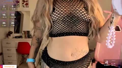 Fallen Angel online show from December 17, 9:28 am