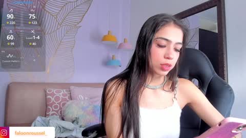 Snapshot of faloonroussel chatting on December 30, 6:16 pm Faloon online show from December 30, 6:16 pm