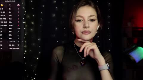 Snapshot of fancymeee chatting on February 14, 10:07 am fancymeee online show from February 14, 10:07 am