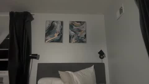 fantasycreampuff666 online show from November 4, 3:33 am