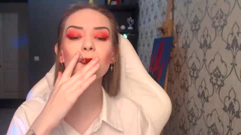 Fascinating   Eyes online show from July 24, 7:11 pm