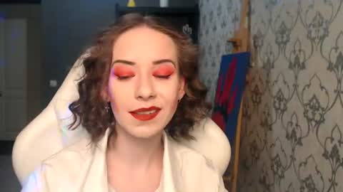 Fascinating   Eyes online show from June 20, 10:35 pm