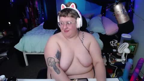 FatVeronica online show from March 11, 1:37 am