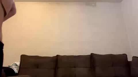 Aurora 18yo online show from March 18, 11:15 am