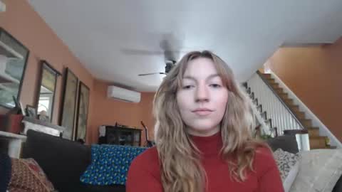 Snapshot of fawnwilde chatting on October 16, 4:53 pm Fawn online show from October 16, 4:53 pm