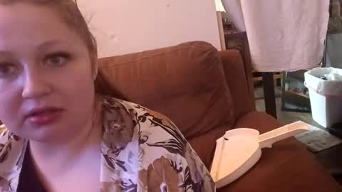 feastonme00 online show from July 10, 6:14 am