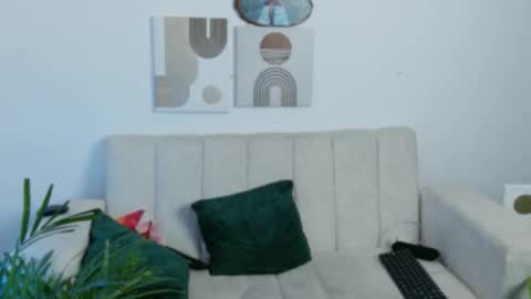 Feelena online show from October 28, 8:03 pm