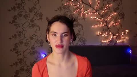 Frida online show from February 22, 7:15 pm