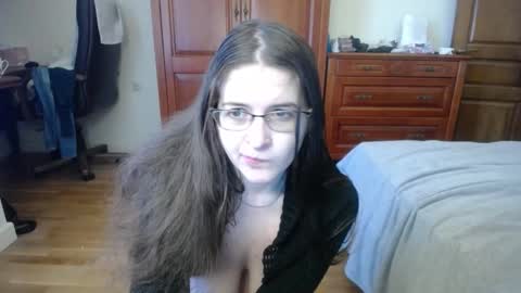 Snapshot of feliciasexy chatting on October 19, 7:43 am Felicia online show from October 19, 7:43 am