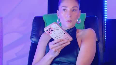 stefannia online show from November 22, 10:23 pm