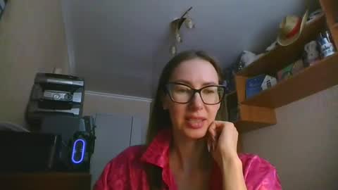 feraliss online show from January 18, 10:33 am