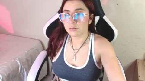 Fernanda Diaz online show from September 18, 11:58 pm