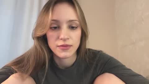 Snapshot of fflloowweerr chatting on March 6, 10:30 am Lisa online show from March 6, 10:30 am