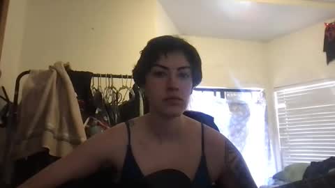 fgsammie online show from March 25, 6:11 pm