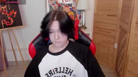 fiamoory online show from November 18, 8:04 am