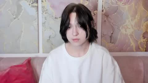 fiamoory online show from April 29, 8:28 am