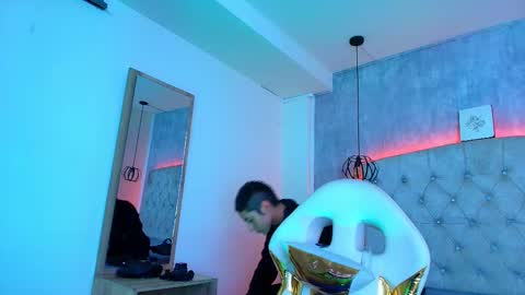   online show from January 13, 11:58 am