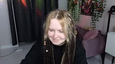 Fiona online show from April 30, 11:30 pm