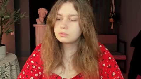 fiora online show from November 2, 5:22 am