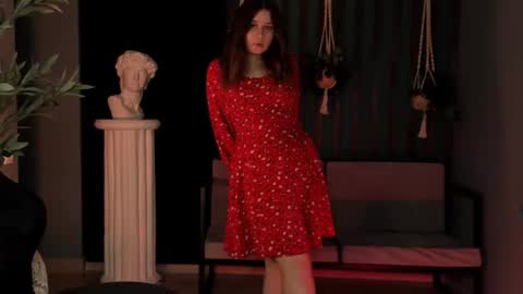 fiora online show from November 4, 5:45 am