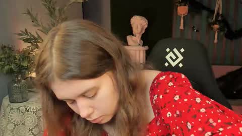 fiora online show from October 26, 6:42 am