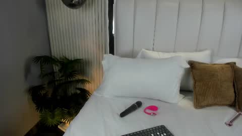 Fiorela online show from June 15, 12:16 pm