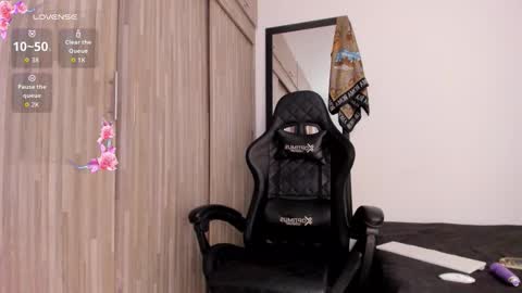 Snapshot of fiorella_crocetti chatting on September 19, 3:05 am fiorella_crocetti online show from September 19, 3:05 am