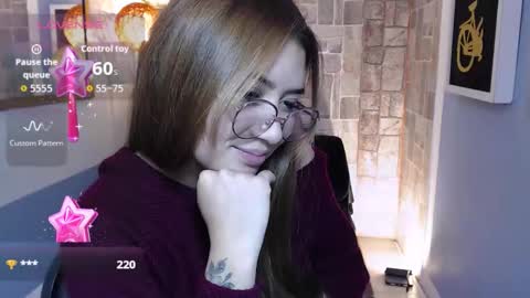 Fiorellaa online show from October 21, 4:11 pm