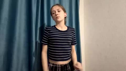 Emma online show from March 5, 7:20 pm