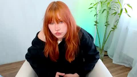 fleur_fox online show from May 25, 9:41 am