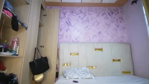 Mimi online show from March 17, 11:03 am