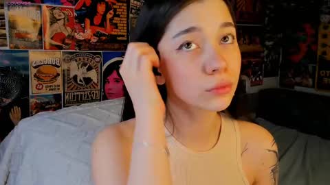 Snapshot of flirtykitty_ chatting on March 4, 10:05 pm Emely online show from March 4, 10:05 pm