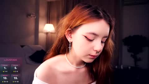 Snapshot of florencewilliam chatting on February 21, 6:48 pm Miranda Day Edanight. online show from February 21, 6:48 pm