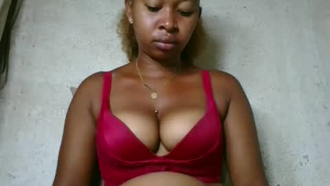 florencia011 online show from March 3, 7:09 pm