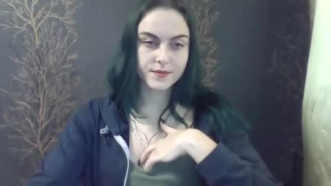 Snapshot of flower_bluee chatting on February 7, 12:06 pm Ambika 3 online show from February 7, 12:06 pm