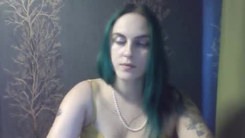 Snapshot of flower_bluee chatting on September 13, 11:51 am Ambika 3 online show from September 13, 11:51 am