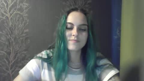 Snapshot of flower_bluee chatting on September 18, 2:15 pm Ambika 3 online show from September 18, 2:15 pm