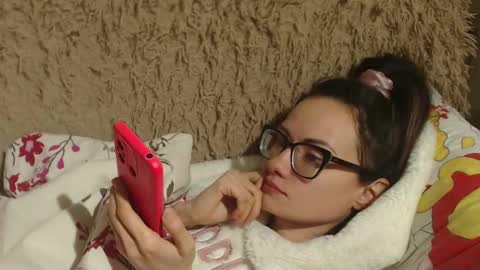 say meow and send tip  online show from February 9, 6:16 pm