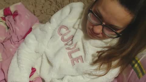 say meow and send tip  online show from December 24, 7:33 pm