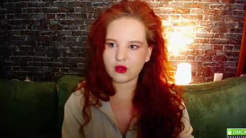 FlowerOfFreedom online show from December 17, 4:49 am