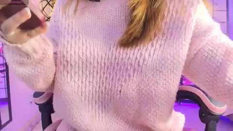  FLUFFY BUBBLE  online show from March 5, 5:47 am