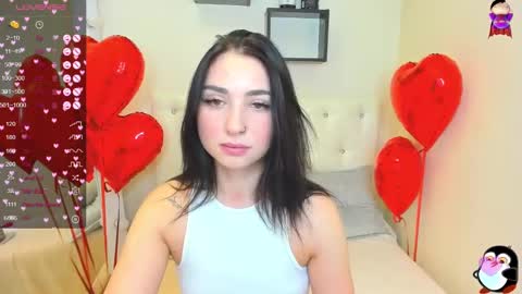 Snapshot of flufyfoxx chatting on February 12, 11:30 pm Lina online show from February 12, 11:30 pm