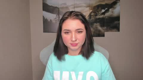 Lina online show from April 29, 2:37 am