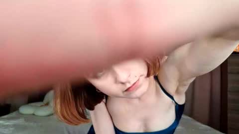 Snapshot of forbidden_fruity chatting on September 26, 12:03 pm Laura online show from September 26, 12:03 pm