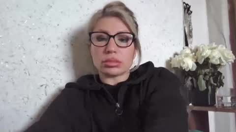 fox_red_lady7 online show from February 2, 10:03 am