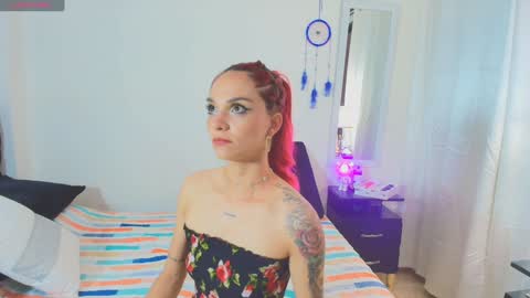 MeganFoxxy online show from January 20, 9:01 pm